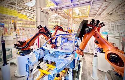 2025世界智能網(wǎng)聯(lián)汽車大會(huì)明日開(kāi)幕 三大亮點(diǎn)搶先看